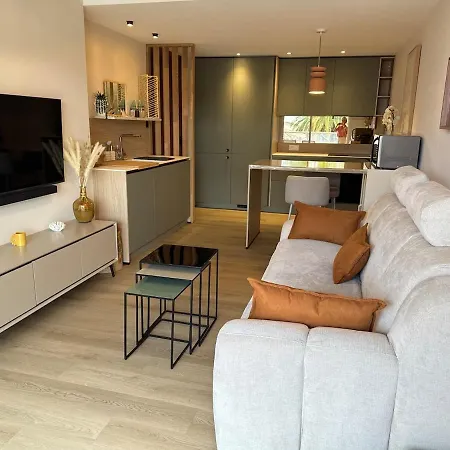 Comfortable Two-room Apartment, Center Of * Saint Aygulf